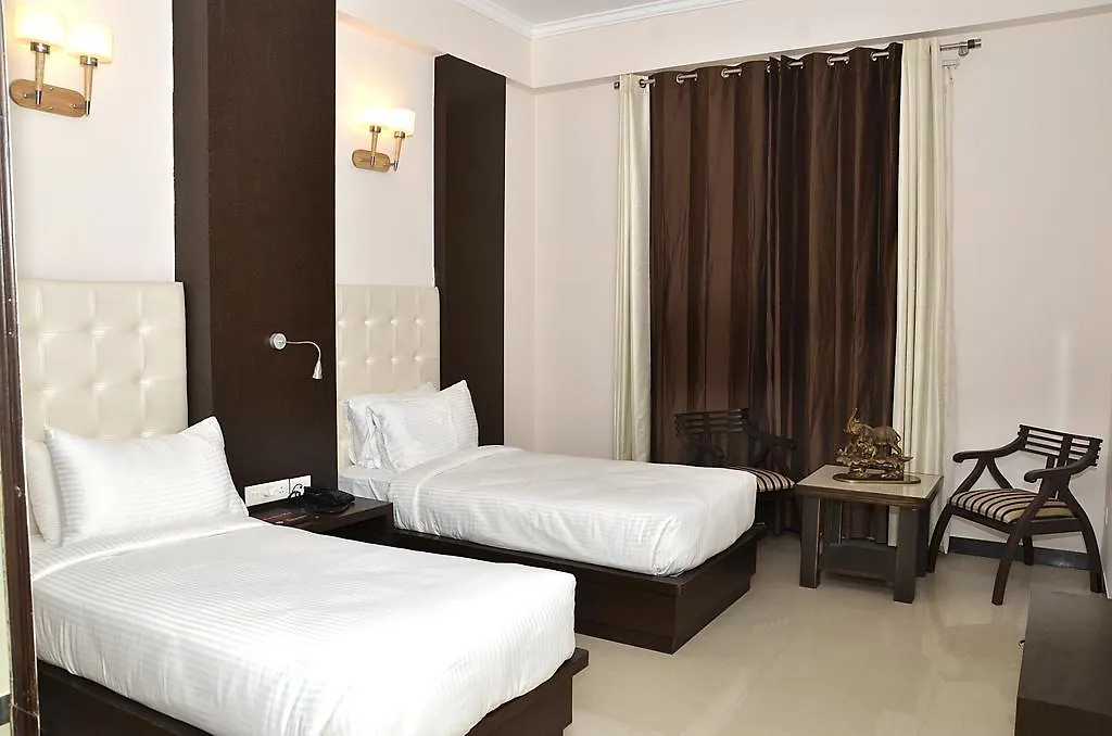 Hotel Crimson Palace Agra
