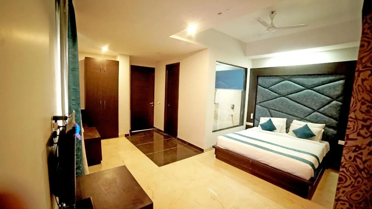 Hotel Crimson Palace Agra