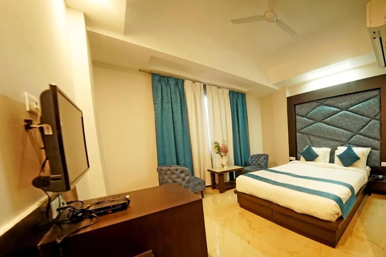 Hotel Crimson Palace Agra