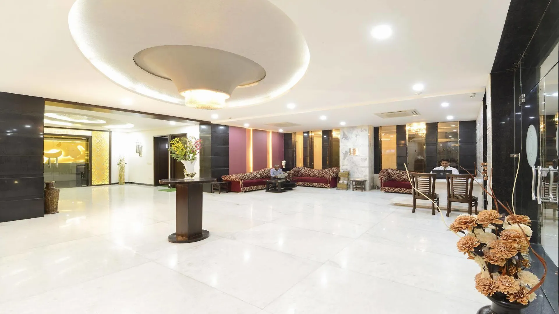 Hotel Crimson Palace Agra