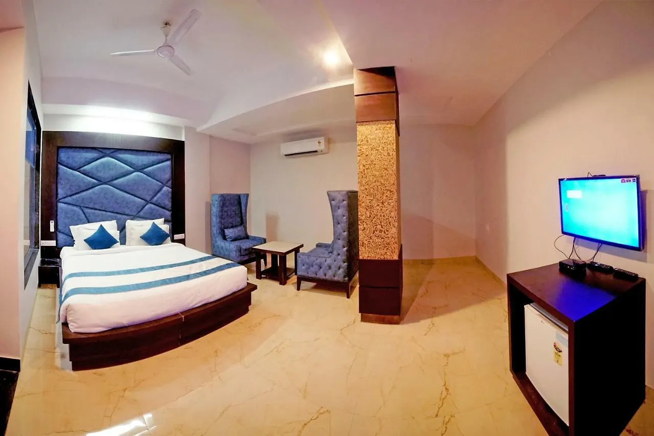Hotel Crimson Palace Agra